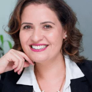 Aline Amad